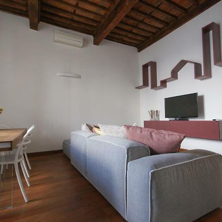 Tabacchi Luxury Apartment In Lucca Historical Center Near Toll Parking Luaran gambar