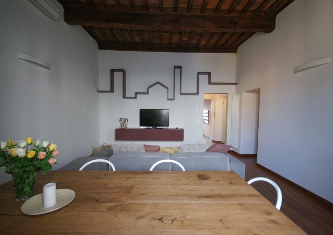Tabacchi Luxury Apartment In Lucca Historical Center Near Toll Parking Luaran gambar