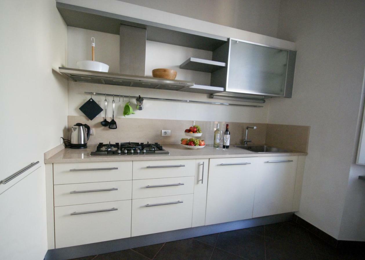 Tabacchi Luxury Apartment In Lucca Historical Center Near Toll Parking Luaran gambar